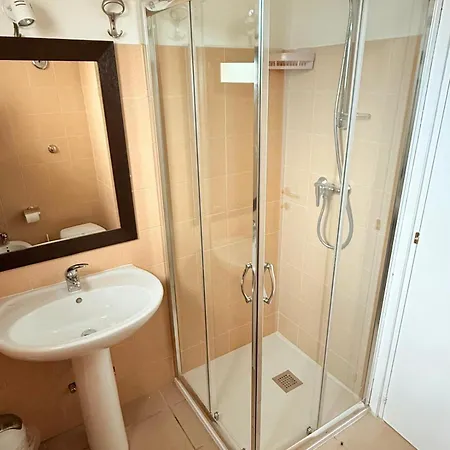 Casa Di Marco Affittacamere *